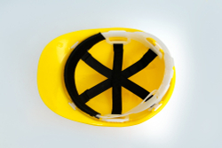 Каска Nerss защитная желтая