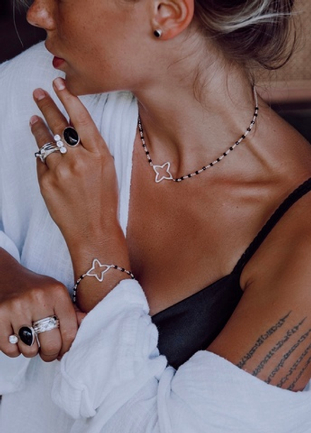 Браслет «Клевер» на цепочке из черного оникса