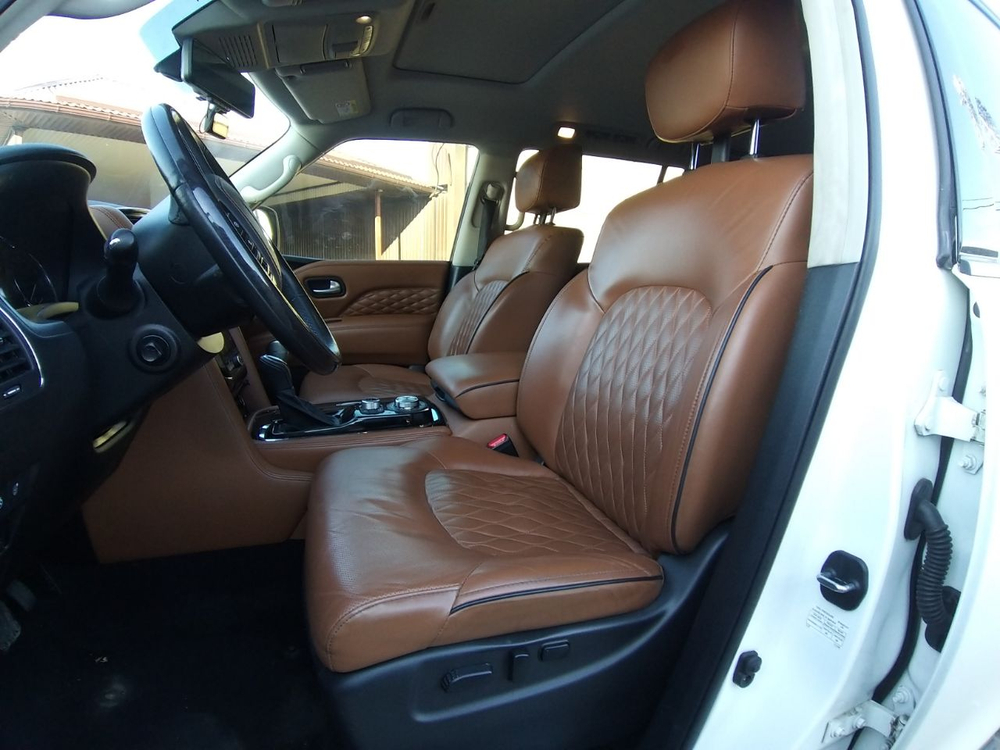 Infiniti QX80 LUXE SENSORY ProACTIVE 8 Seater ( 405 hp)