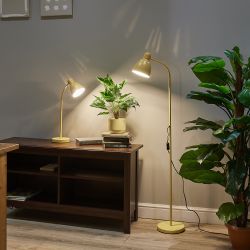 UML-T701 E27 YELLOW Торшер напольный под лампу Е27. 60W. с регулировкой наклона. Механический выключатель. Желтый. ТМ Uniel