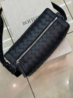 Сумка-мессенджер Bottega Veneta