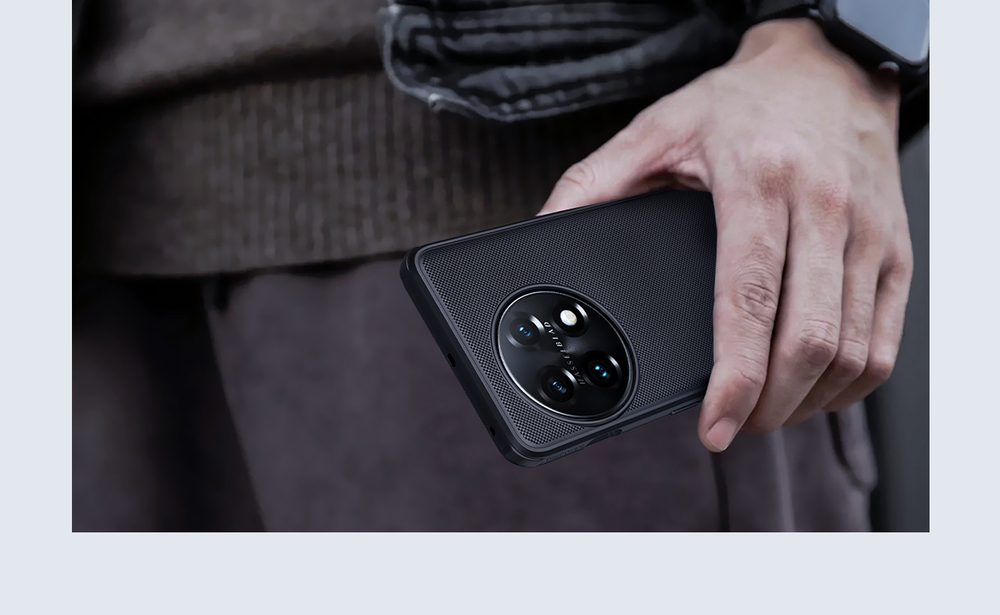 Чехол усиленный от Nillkin c встроенным магнитом для OnePlus 11, серия Super Frosted Shield Pro Magnetic Case
