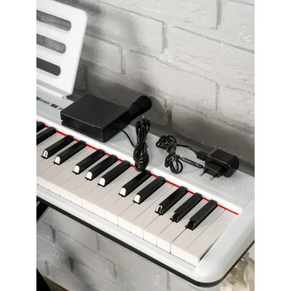 ON Music Maestro Plus White