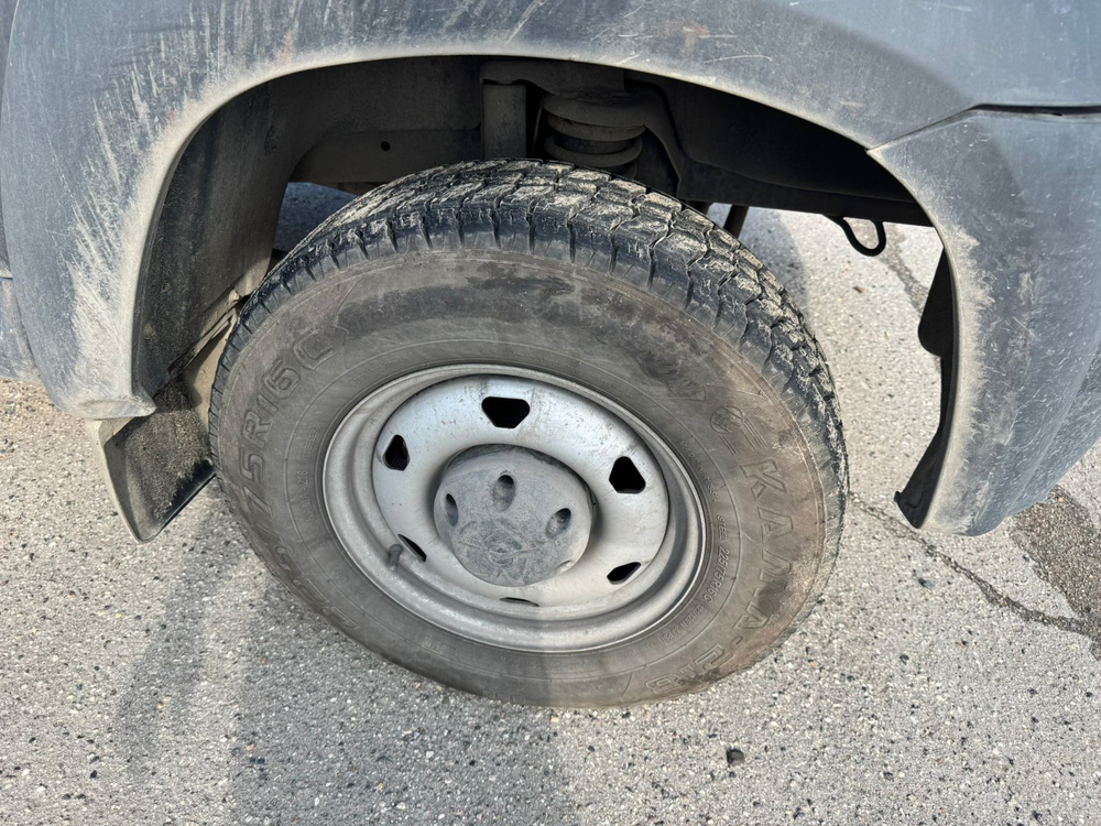 UAZ Profi 236324 (Борт/Тент, Бензиновый, 2,7 л, 150 л.с.)