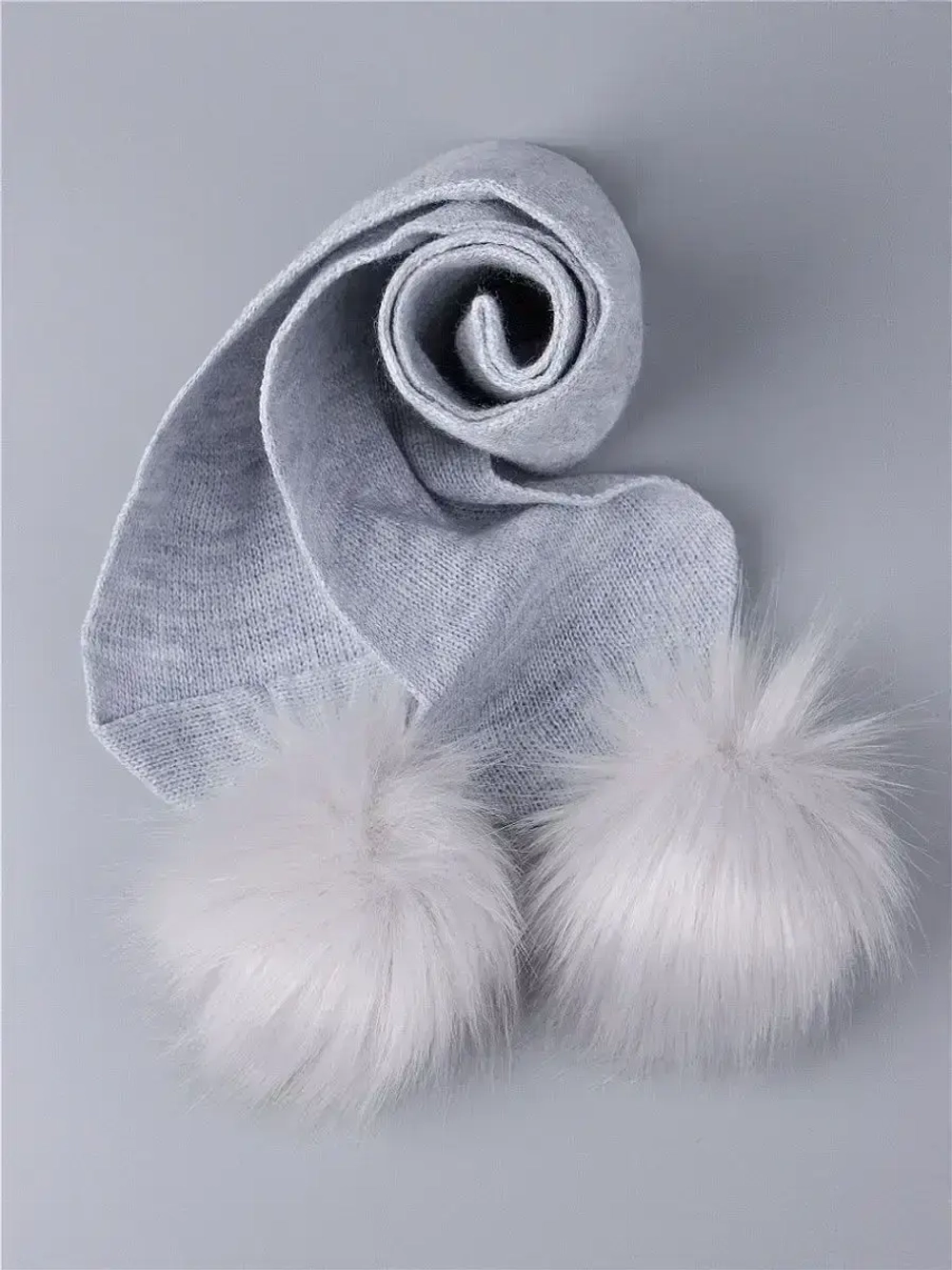 Шарф зимний вязаный с помпонами для детей