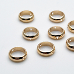 Коннектор-рамка, цвет золото, размер 7,8*2,4 мм, внутренний диаметр 6 мм, цена за 1 шт