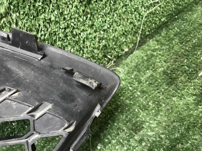 Накладка ПТФ левая Audi A4 B9 (2018-2019) S-line