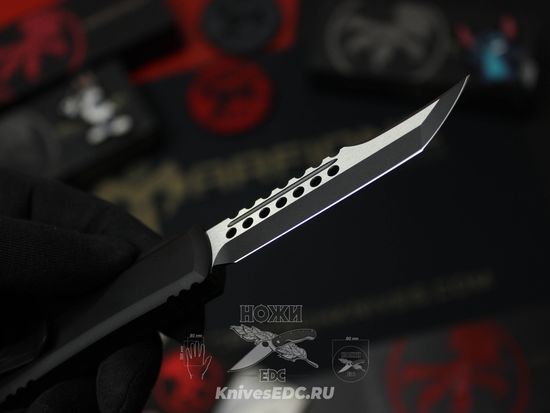 Фронтальный нож Microtech Ultratech Hellhound Black  119-1TS с клинком из стали Böhler M390