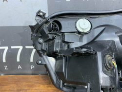 Фара правая LED Toyota RAV4 IV (XA40) 15-19 Б/У Оригинал 8114542680