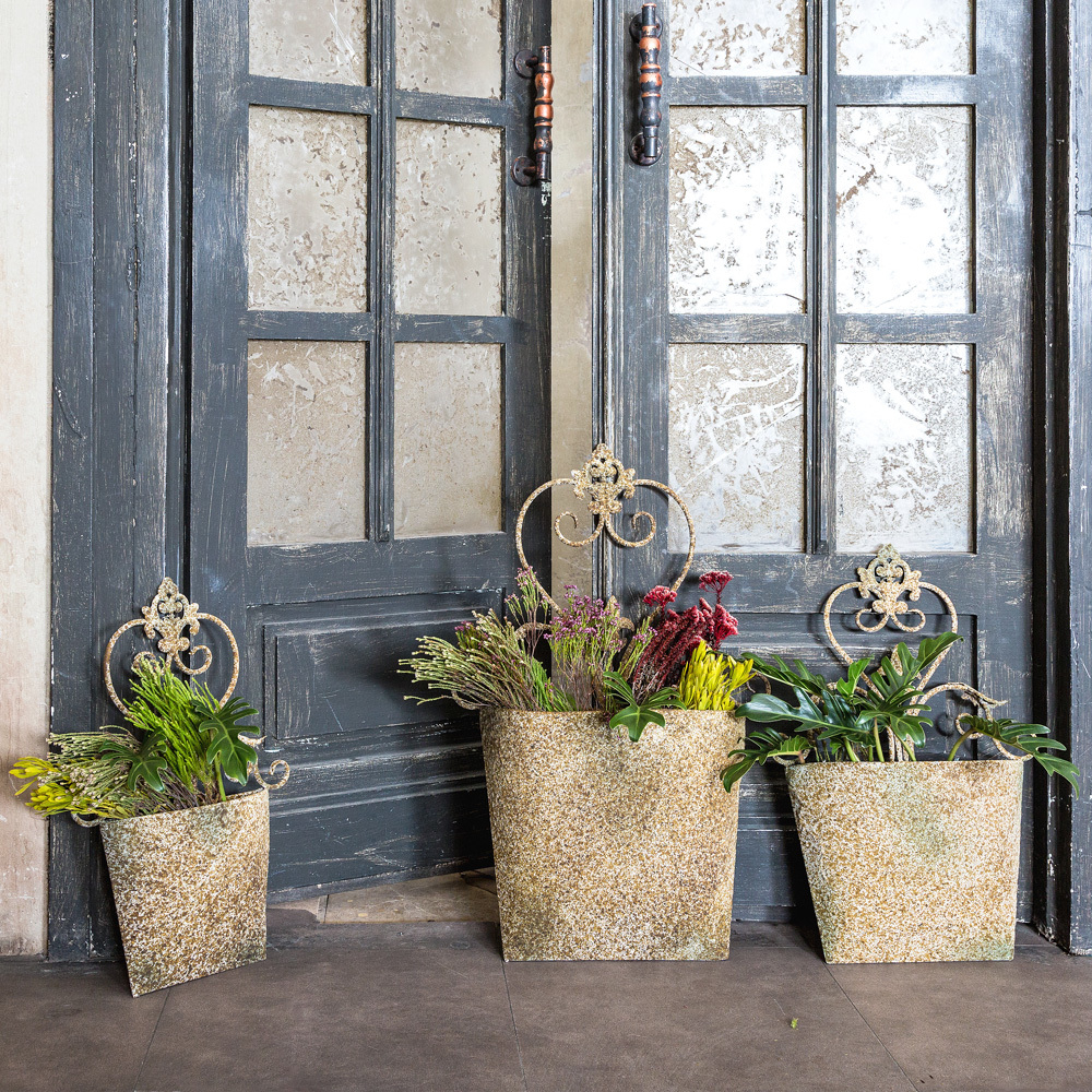 Металлическое кашпо Верментино версия М Объект мечты