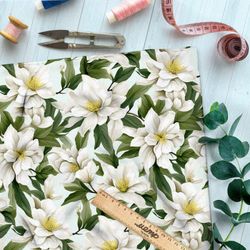 Ткань премиум таффета белые цветы на зеленых листьях