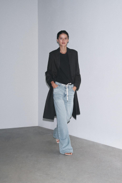 ZARA ДЖИНСЫ RELAXED СО СРЕДНЕЙ ПОСАДКОЙ — ZW COLLECTION, ГОЛУБОЙ