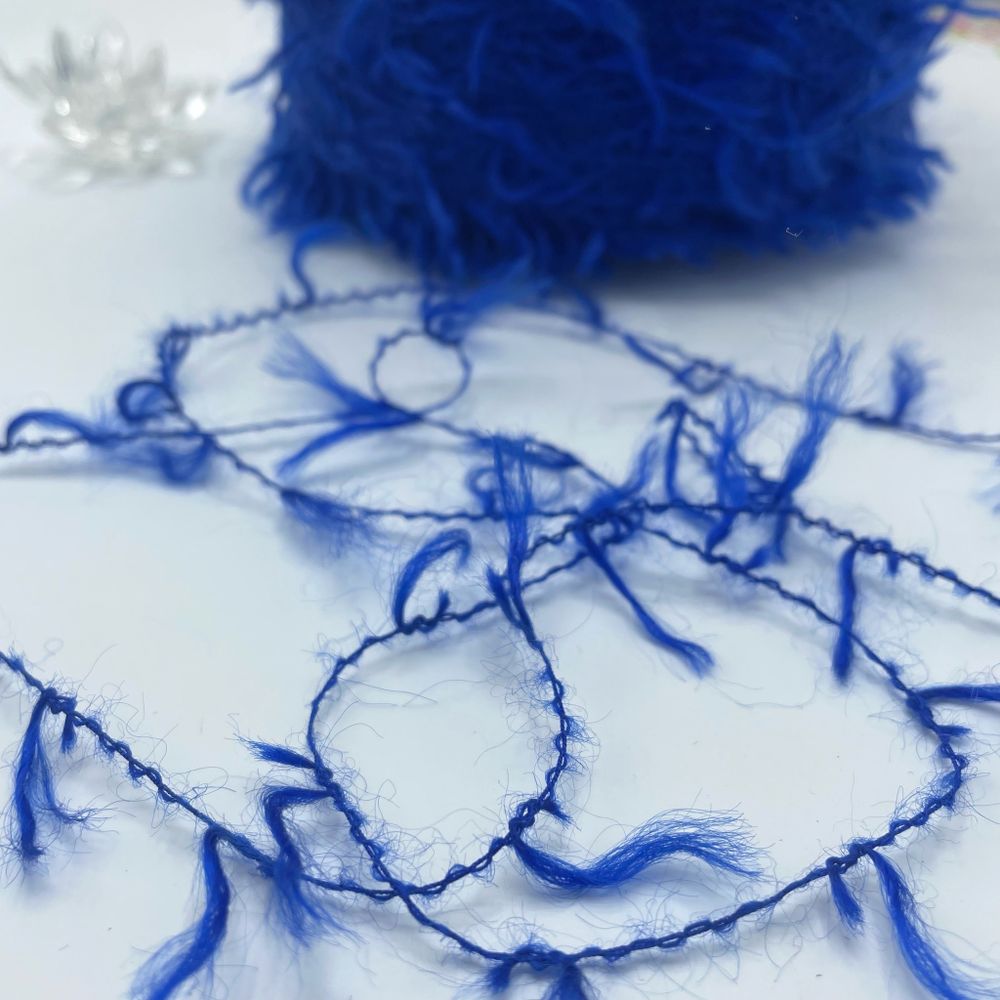 LINEAPIU ITALIA S.P.A. 69% мохер 8% меринос 23% полиамид