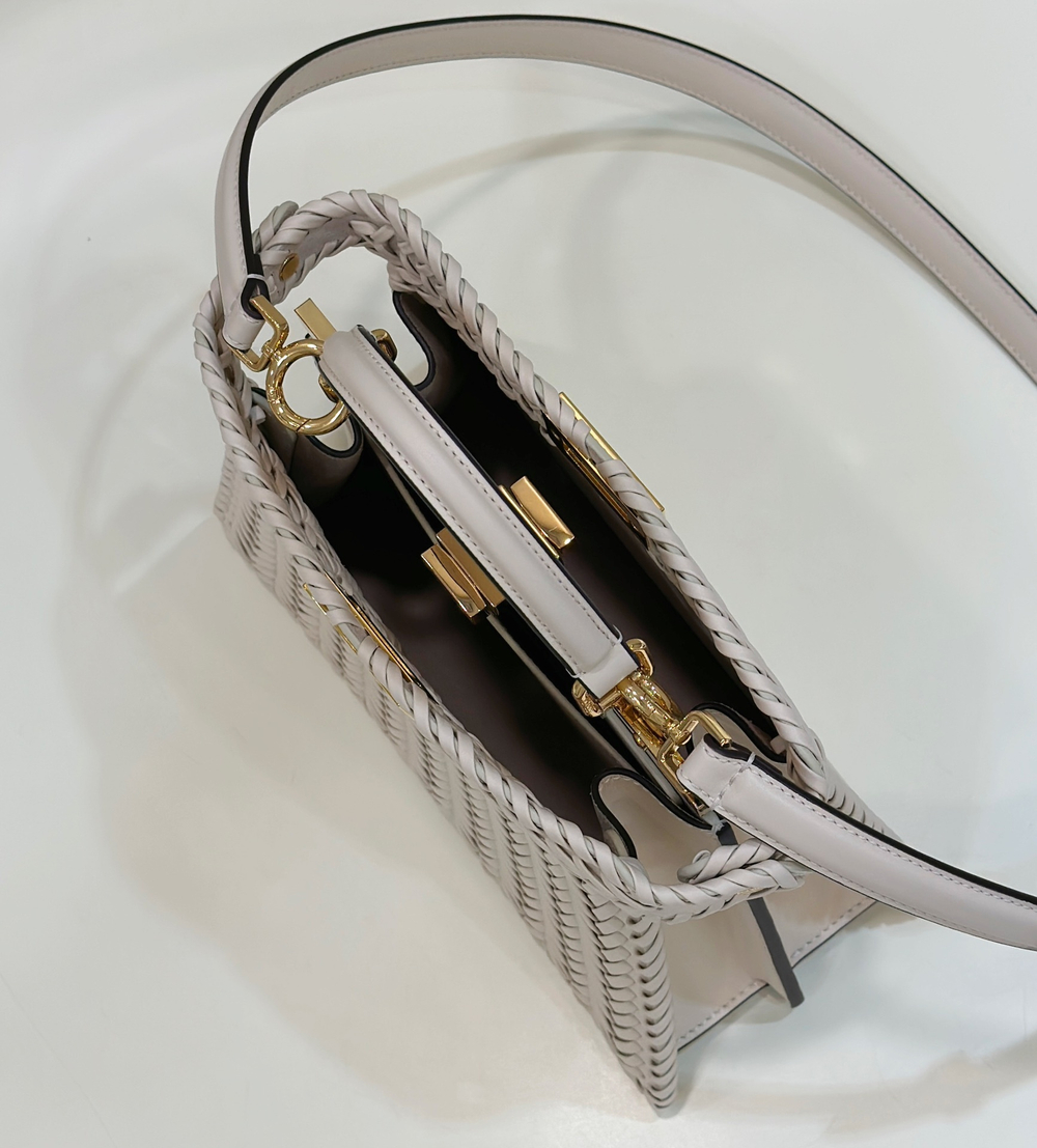 Fendi Peekaboo ISeeU Small 27 cm