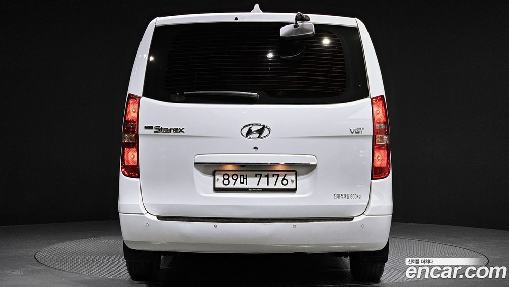 Hyundai The New Grand Starex Van 3-х местный (01.2020)