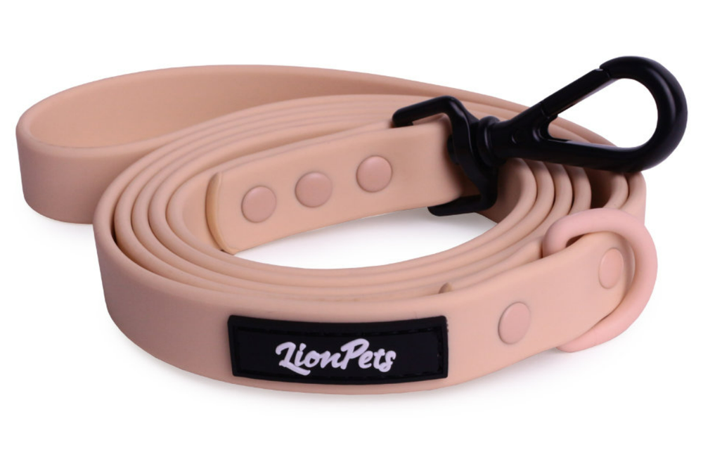 Поводок из биотана LionPets песочный 1,5м