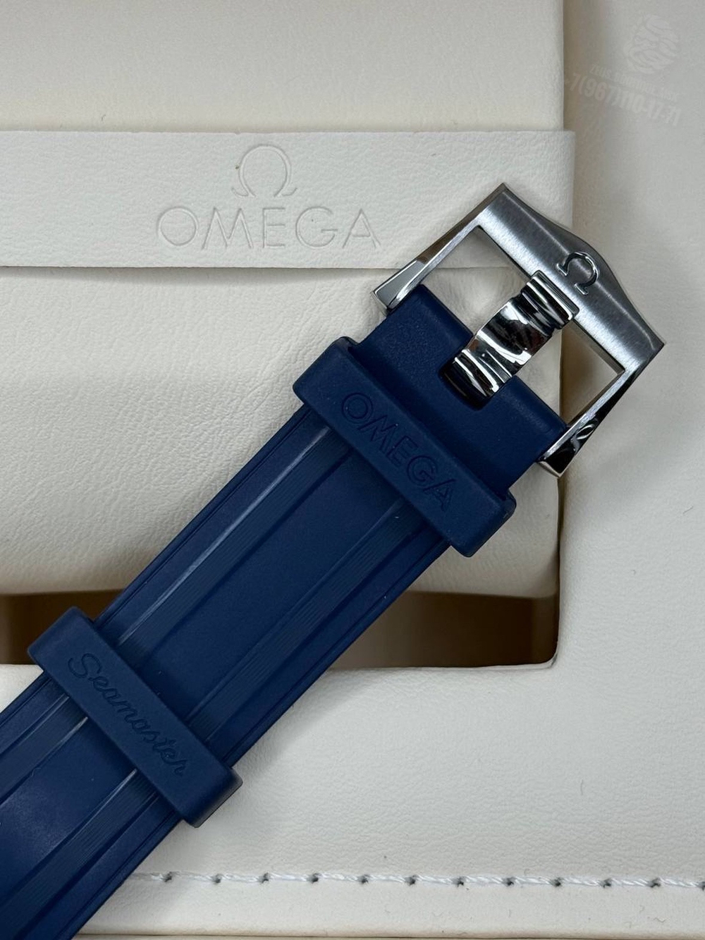 Часы Omega Seamaster Driving