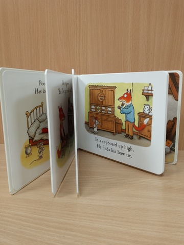 Tales from Acorn Wood: Fox's Socks (board book)