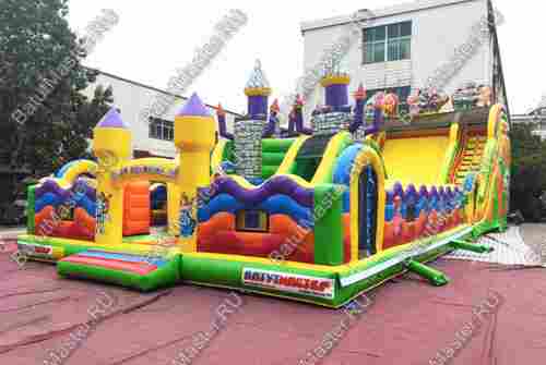 Надувной комплекс "Средневековье" 20*8*8 м