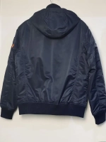 Ветровка бомбер