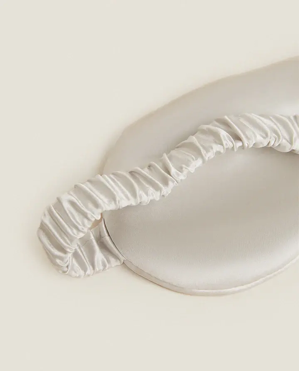 ZARA HOME МАСКА ДЛЯ СНА, ЖЕЛТОВАТО-БЕЛЫЙ