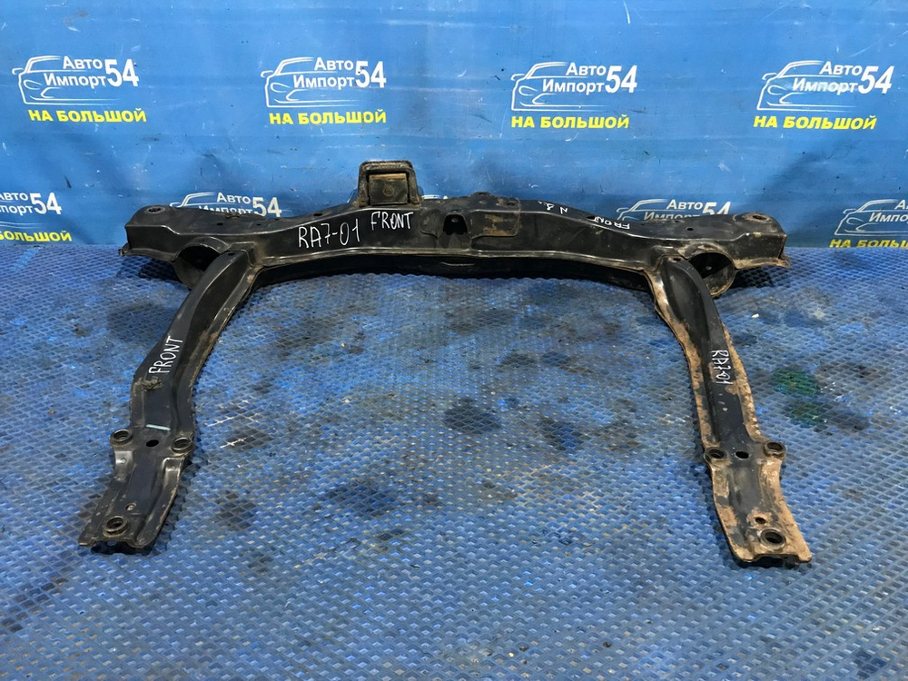 Балка передняя поперечная Honda ODYSSEY 2000