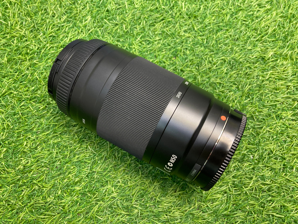 Sony 75-300mm 4.5-5.6