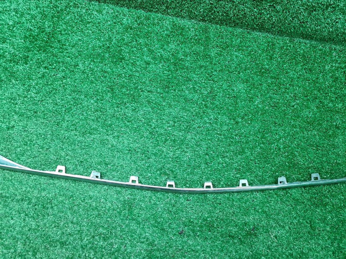 Молдинг бампера Mercedes S W222 (17-20) Maybach