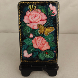 Сувенирная подставка для телефона с росписью Палех "Розы"