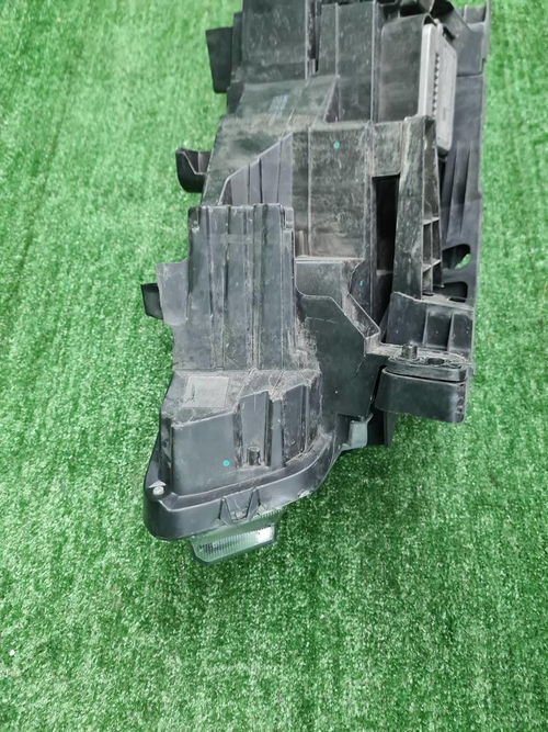 Битая Фара правая Haval F7 (2018-2024) LED