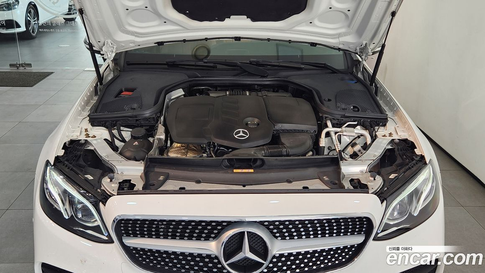 Mercedes-Benz E-Class W213 E220d Cabriolet (08.2020)