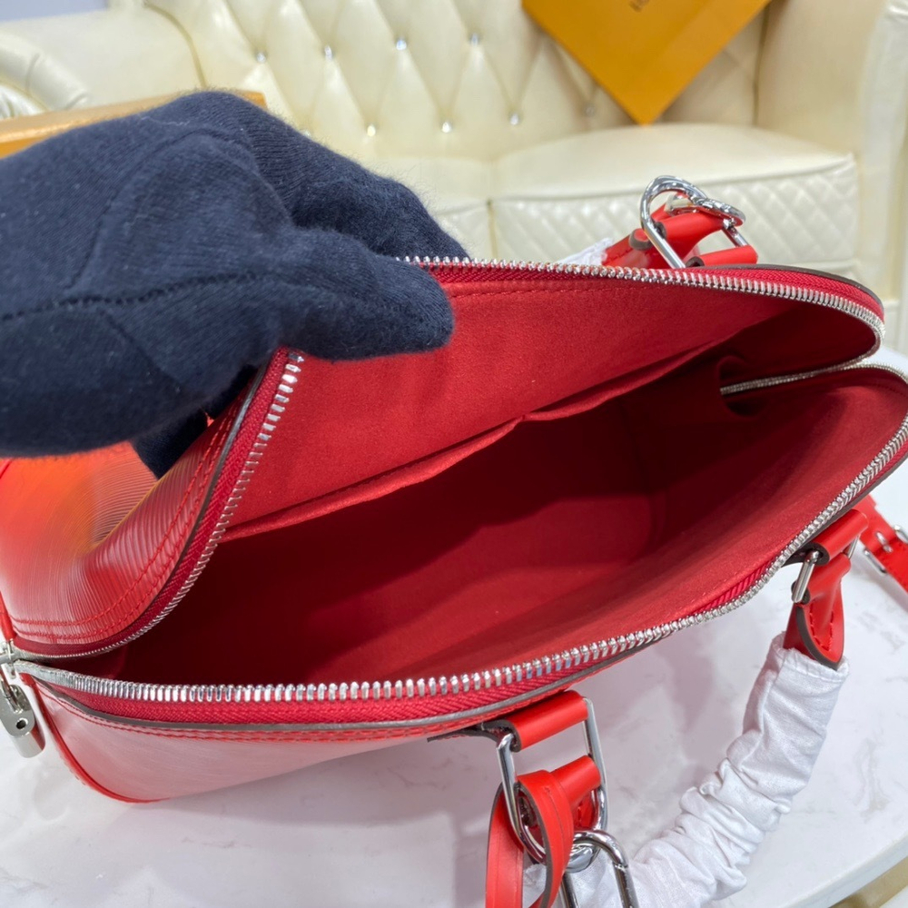 Louis Vuitton Alma PM