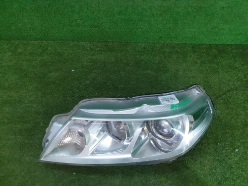 Битая Фара левая Suzuki Vitara 2 (2014-2019) галоген