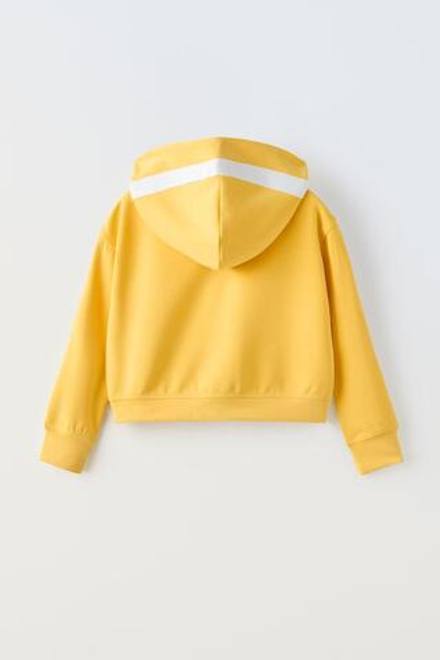 ZARA КУРТКА С КАПЮШОНОМ И КОНТРАСТНЫМИ ПОЛОСАМИ, ЖЕЛТЫЙ