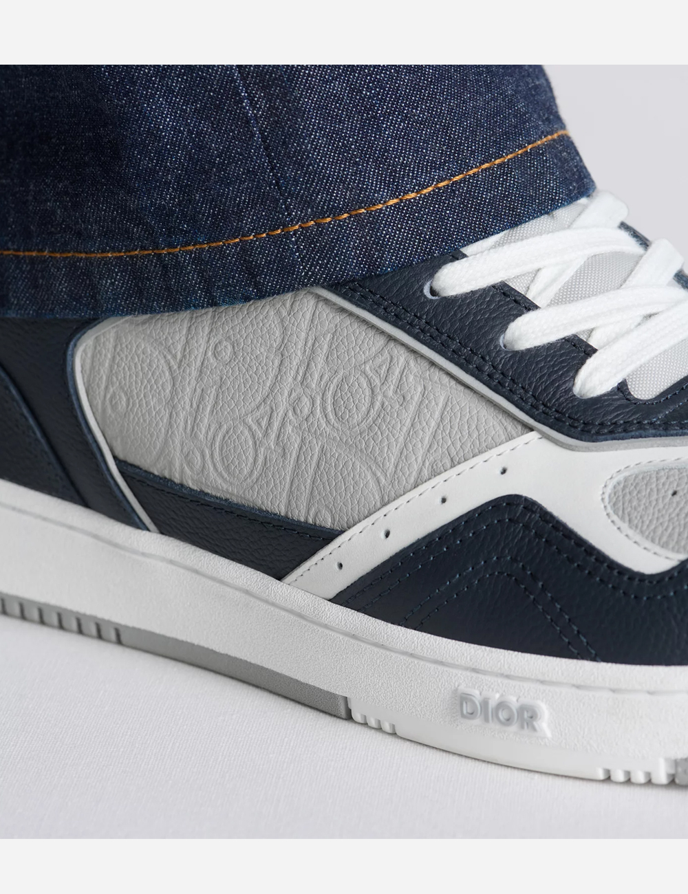 Кроссовки Dior B27 Uptown Low-Top Sneaker "Navy Blue, Dior Gray and White Grained Calfskin with Dior Gray Dior Gravity Leather"