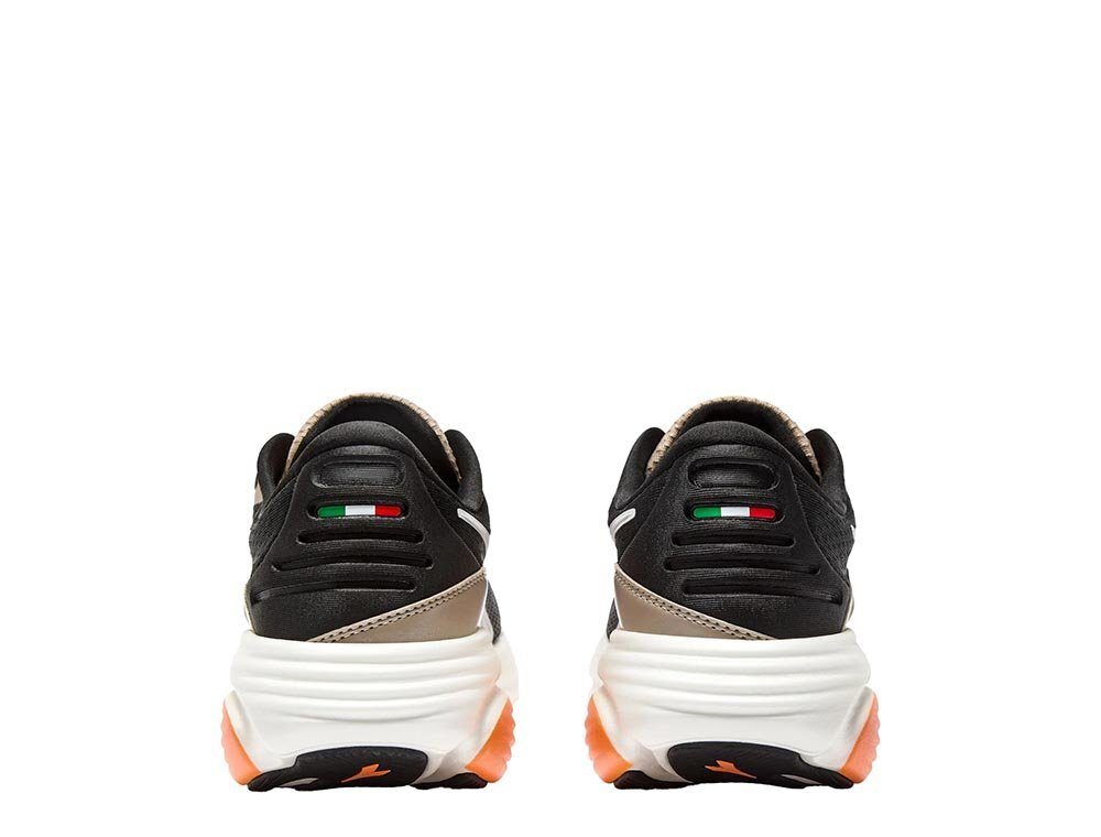 Кроссовки беговые женские Diadora Atomo Star U Черно-Бежевые