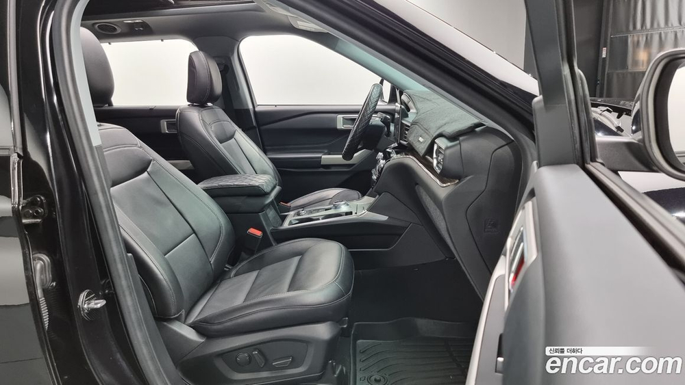 Ford Explorer 6 Generation 2.3 Limited 4WD (07.2022)
