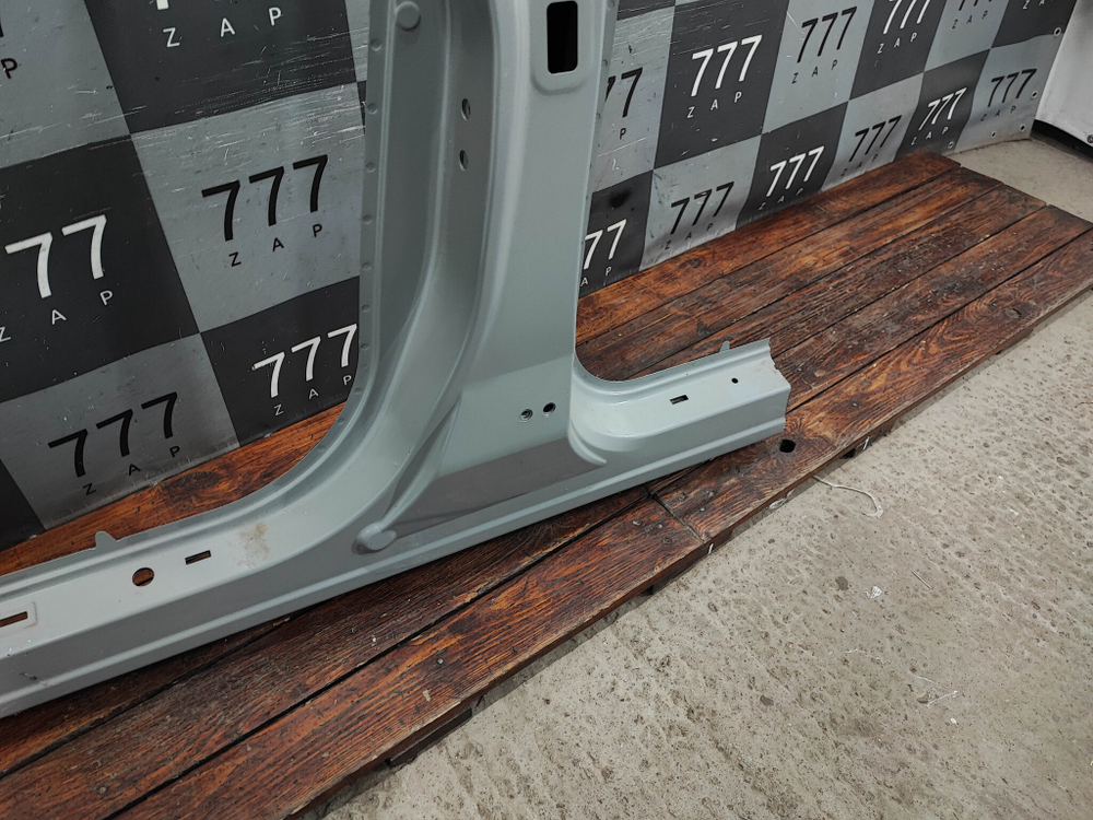 Боковина левая Exeed LX 19-нв Новая Оригинал 502001875AADYJ