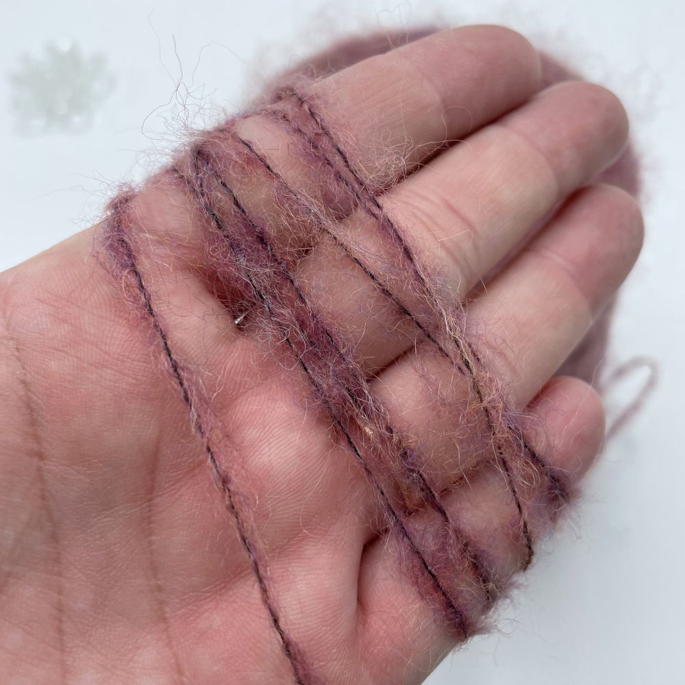 lanificioDell Olivo S.P.A. 20% кид мохер  20% меринос 15% вискоза 22% полиамид 23% полиакрил