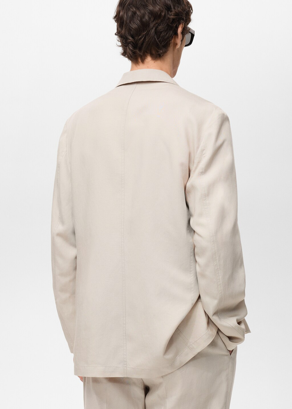 Костюмный пиджак приталенного кроя из смеси льна и лиоцелла