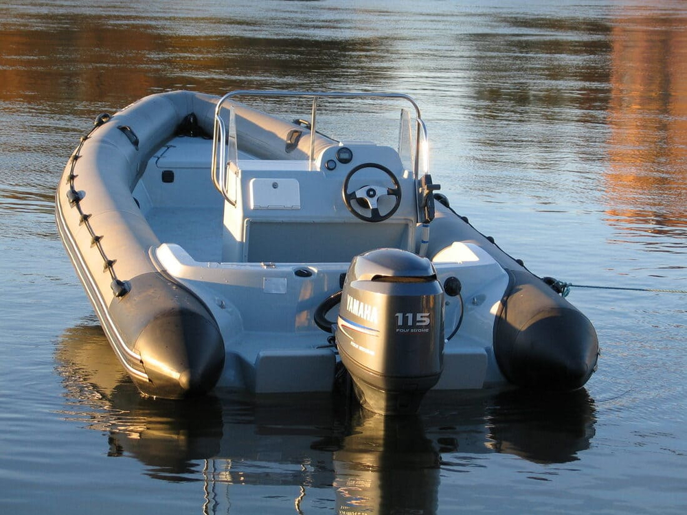 Лодка РИБ БУРЕВЕСТНИК 630 MAX