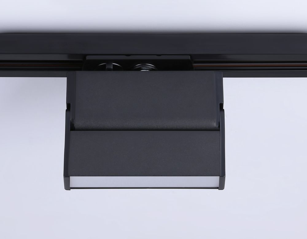 Ambrella Трековый однофазный светодиодный светильник Track System GL6803