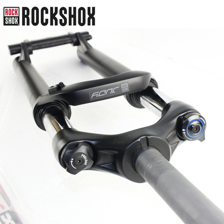 Вилка велосипедная RockShox Judy, 27.5", QR, Coil, шток 1 1/8"х260 мм, ход 80 мм, черный,