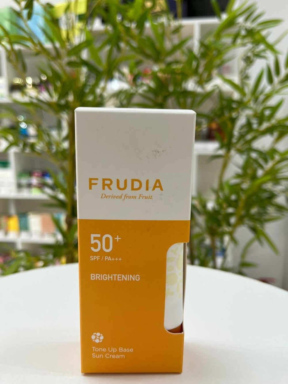 Frudia Солнцезащитный матирующий крем-основа Frudia Tone-Up Base Sun Cream SPF 50+ PA+++ 50 гр.