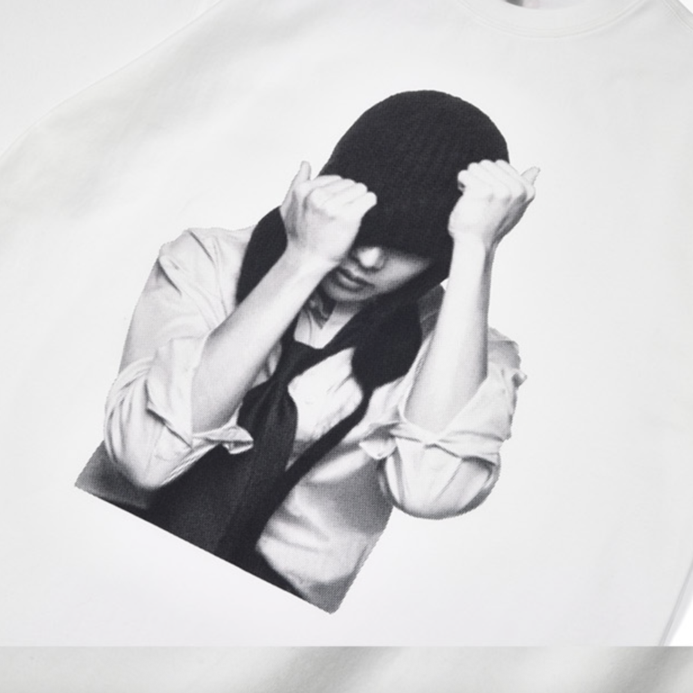 Мерч T-Shirt (j-hope)