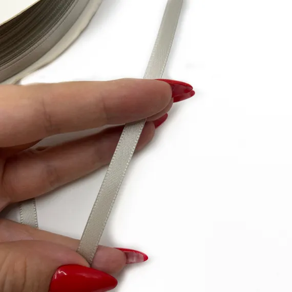 Атласная лента 6 мм, светло-серая