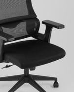 Кресло офисное TopChairs Vantage черный