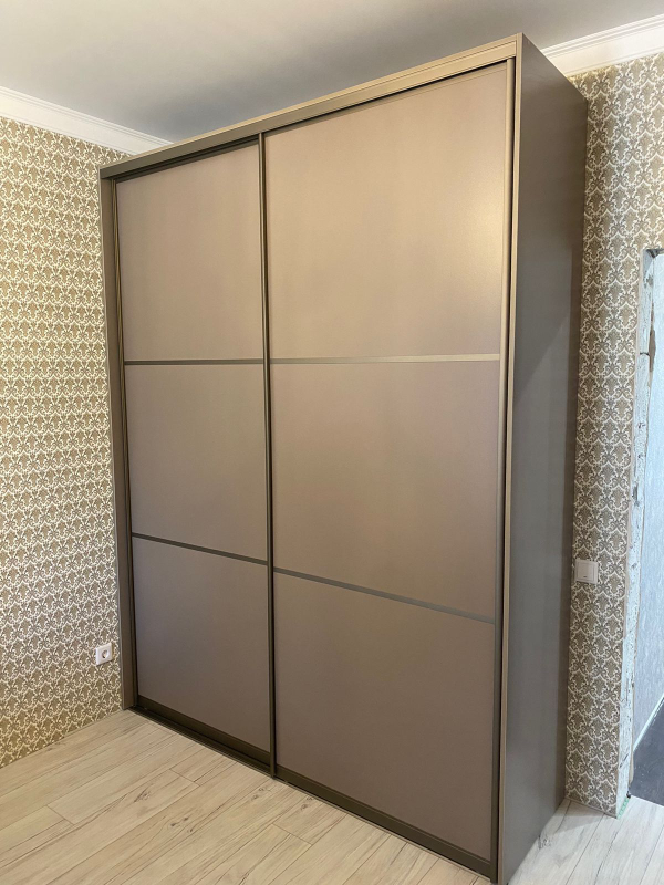 ШКАФЫ НА ЗАКАЗ ЛЮБОГО  РАЗМЕРА