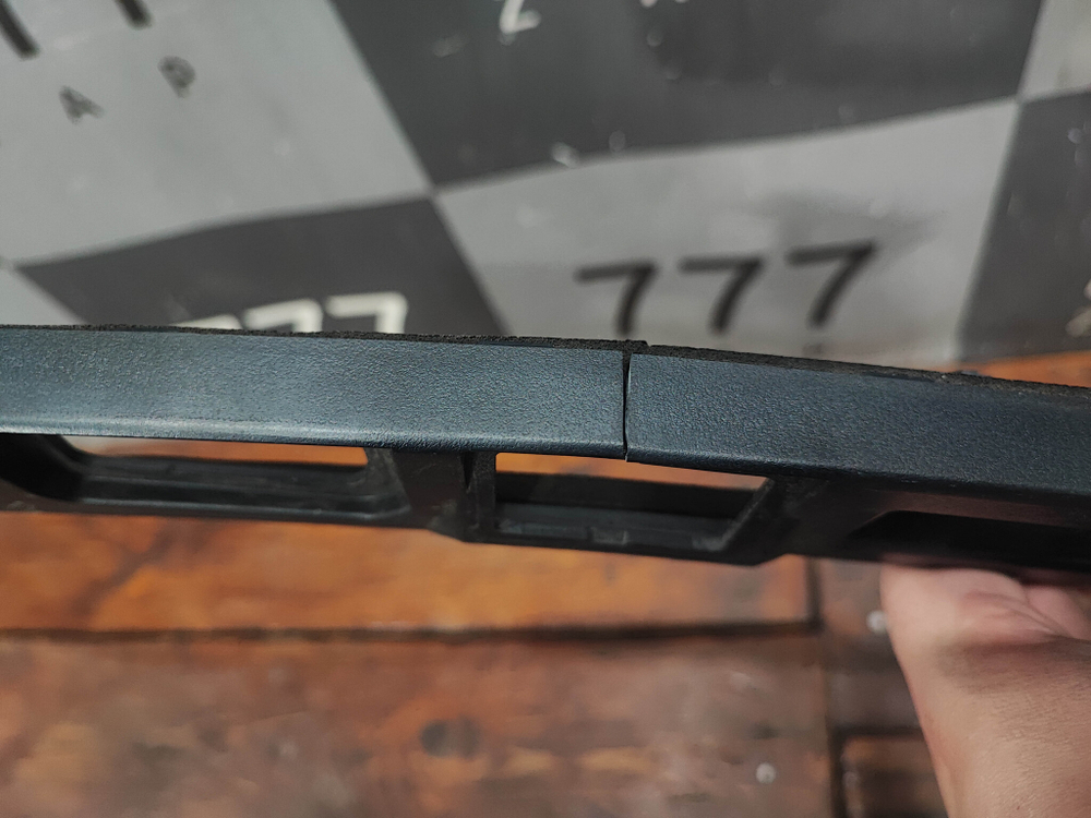 Накладка крышки багажника Chery Tiggo 7-8 Pro 20-нв Б/У Оригинал 609000584AA