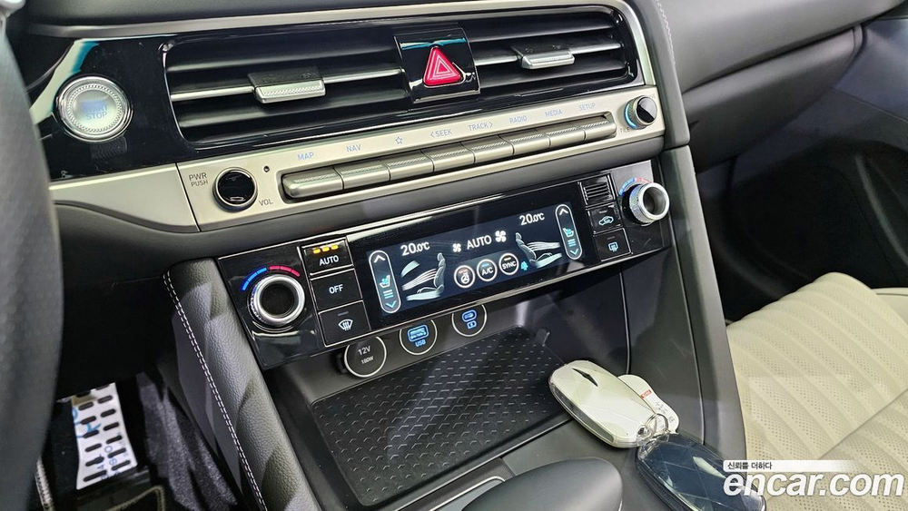Genesis The New G70 Бензин 3.3T 2WD (09.2023)